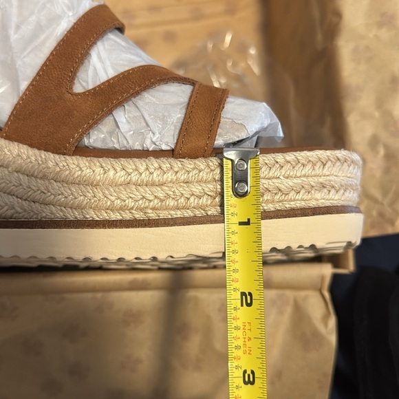 🆕 Lucky Brand “Carolina” Wedges wCrisscross Straps. 10. Brand New wBox!!💥💥 - Picture 12 of 12